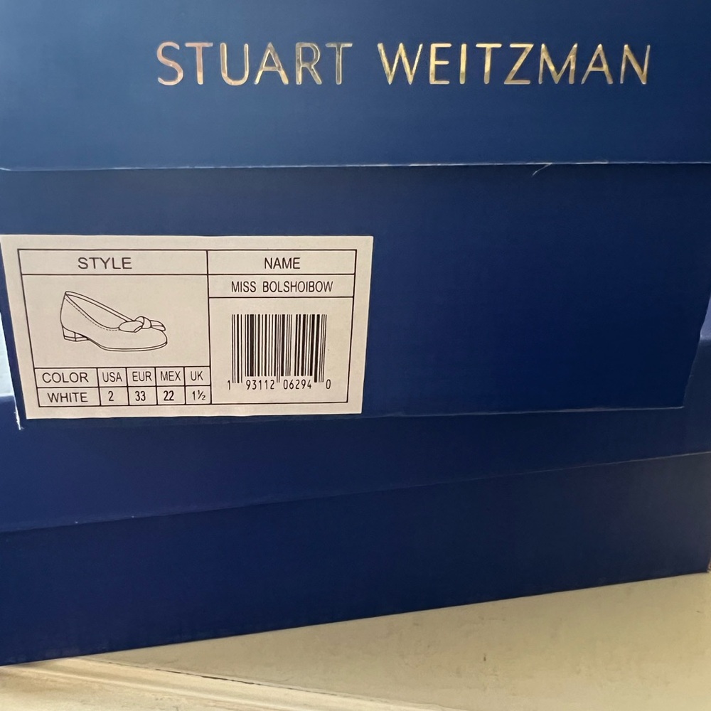 Stuart Weitzman Girls Dress shoe w Beaded Bow. NIB, never worn